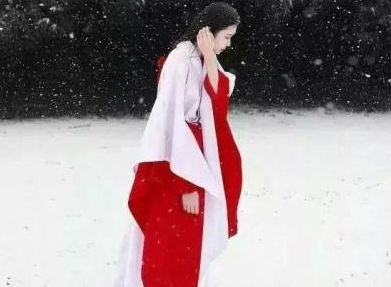 女生古风个性签名伤感有诗意2019 岁月如梭苍老了流年_QQ签名