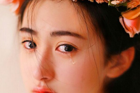 伤心欲绝的句子心情签名伤感 希望后会无期彼此不再相逼_QQ签名
