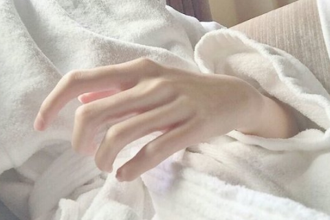 qq伤感签名无奈伤感2018 人生总有些遗憾那就随它去吧_QQ签名