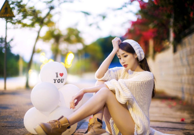 2018感叹时光变迁伤感的心情个性签名 一眼望去便是一生一世_QQ签名
