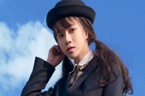 关于毕业的个性签名伤感2018 这个初夏演绎着悲欢离合_QQ签名