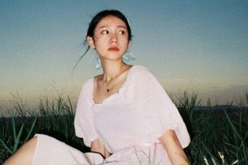 女生专属的关于爱情的伤感签名 说到心坎的经典爱情句子_QQ签名