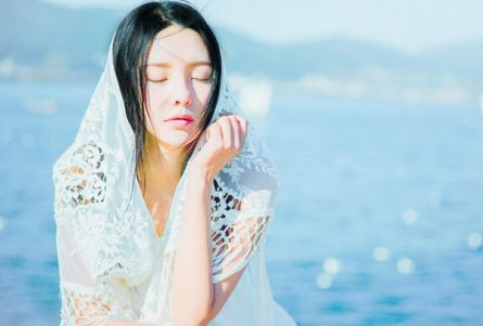 qq签名伤感伤了痛了男生2017最新 有些人对恋爱已没有指望_QQ签名