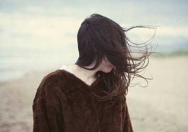 分手后的伤感个性签名大全2016 相爱这个词太漂亮又太心酸_QQ签名