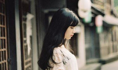 有点小忧伤的伤感个性签名 以温暖美好姿态留在我的记忆_QQ签名