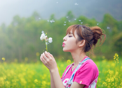 歌词个性签名伤感精选 比较伤感的歌词个性签名触动人心_QQ签名
