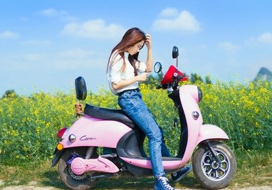 单身至今的女生伤感qq个性签名 你跑得太快我追不上抱歉_QQ签名