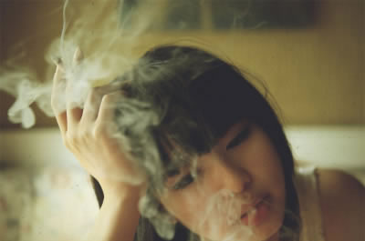 伤感QQ签名_昨天是你我仅有的回忆_QQ签名