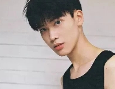 最新伤感男生网名四个字 满盘皆输_QQ网名