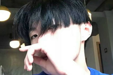 2018最社会的qq网名男带符号大全 疯了般的吼叫伤不起_QQ网名