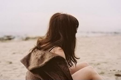 2018女生分手后心碎的伤感微信名字 最落寞的女孩_QQ网名