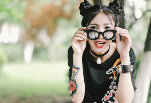 2018qq精选个性女生网名霸气范 年轻不嗨何时嗨_QQ网名