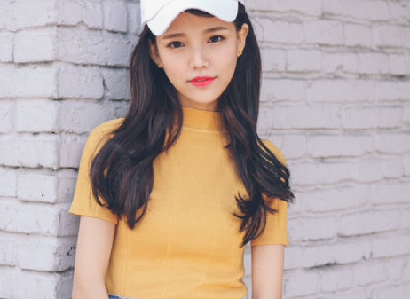 2018最新微信网名女生超拽社会潮流范 久伴不弃你在放屁_QQ网名