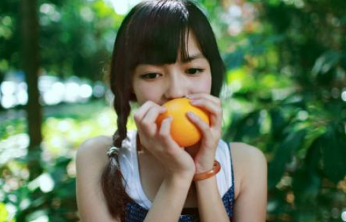 35岁有韵味女人的成熟优雅网名 安守那份最简单的思念_QQ网名