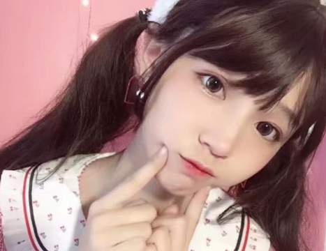 2018可爱幼稚天真的qq网名大全 爱吃草莓的小可爱_QQ网名
