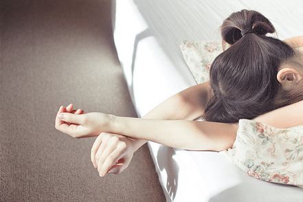 心伤心碎带有唯美感觉的伤感网名 心里有座城城里住着殇_QQ网名