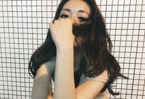 2018微信名字女生高冷傲娇有个性 光芒万照好菇凉_QQ网名