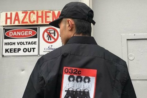 qq网名男生伤感孤独的2018 用微笑伪装自己的悲伤_QQ网名