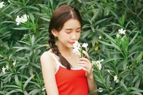 2018最新版女生伤感网名非主流大全 文艺又伤感的女生昵称_QQ网名