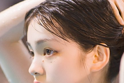 最令人想哭的女生网名伤感大全2017 情到深处人孤独_QQ网名