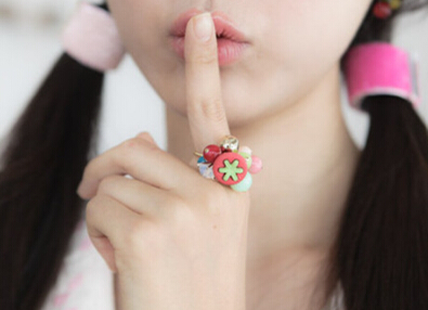 qq女生网名可爱萌萌哒精选 你长得跟闹着玩似的_QQ网名