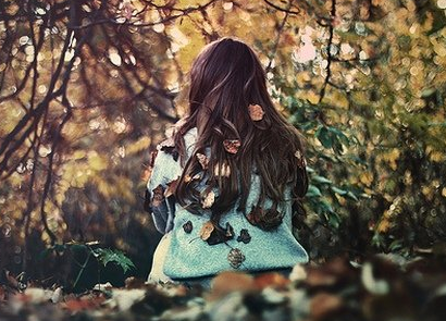 与爱情有关的女生qq网名大全2016 谎话戳穿时定是我不爱你时_QQ网名