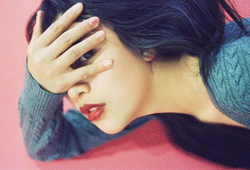 个性女生超拽qq网名设计 天真是姐的过去式名词_QQ网名