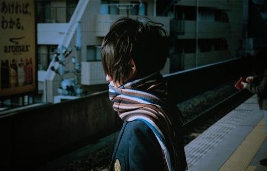 多情男生心情网名大全 你为谁隐身i_QQ网名