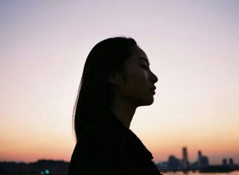 她哭了你慌了我笑了 伤心网名女生的2015_QQ网名
