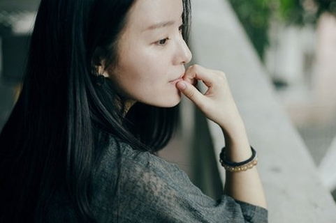 2018伤感说说痛到撕心裂肺的 所以多的是你不知道的事_QQ说说