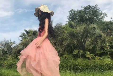 关于爱情变淡的伤感心情说说 其实我做一千件事也留不住你_QQ说说