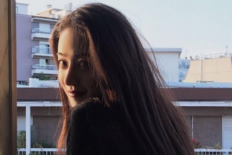 伤感句子微信说说心情短语2018 到最后都是自己一个人_QQ说说