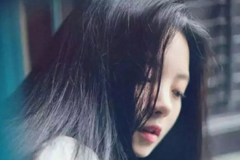 关于爱情的唯美句子伤感说说 太过在乎就是失去的开始_QQ说说
