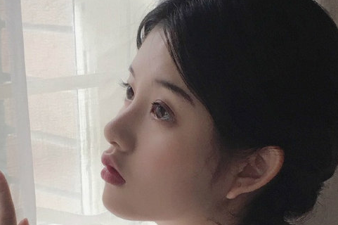 孤独寂寞时的伤感心情说说大全 能拿走的都不属于你_QQ说说
