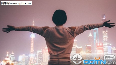 伤感说说空间动态看完想哭 在夜里痛哭失声的_QQ说说